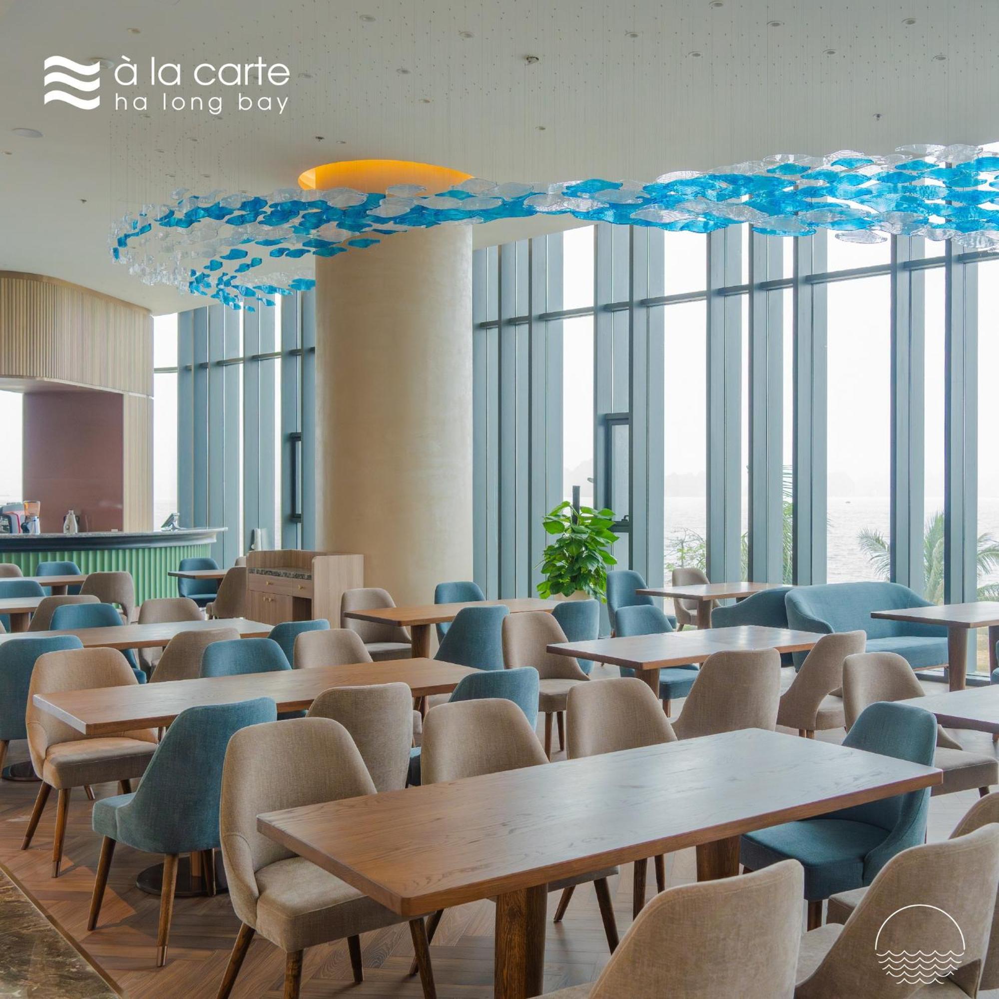 A La Carte Ha Long Apartment By The Beach 외부 사진