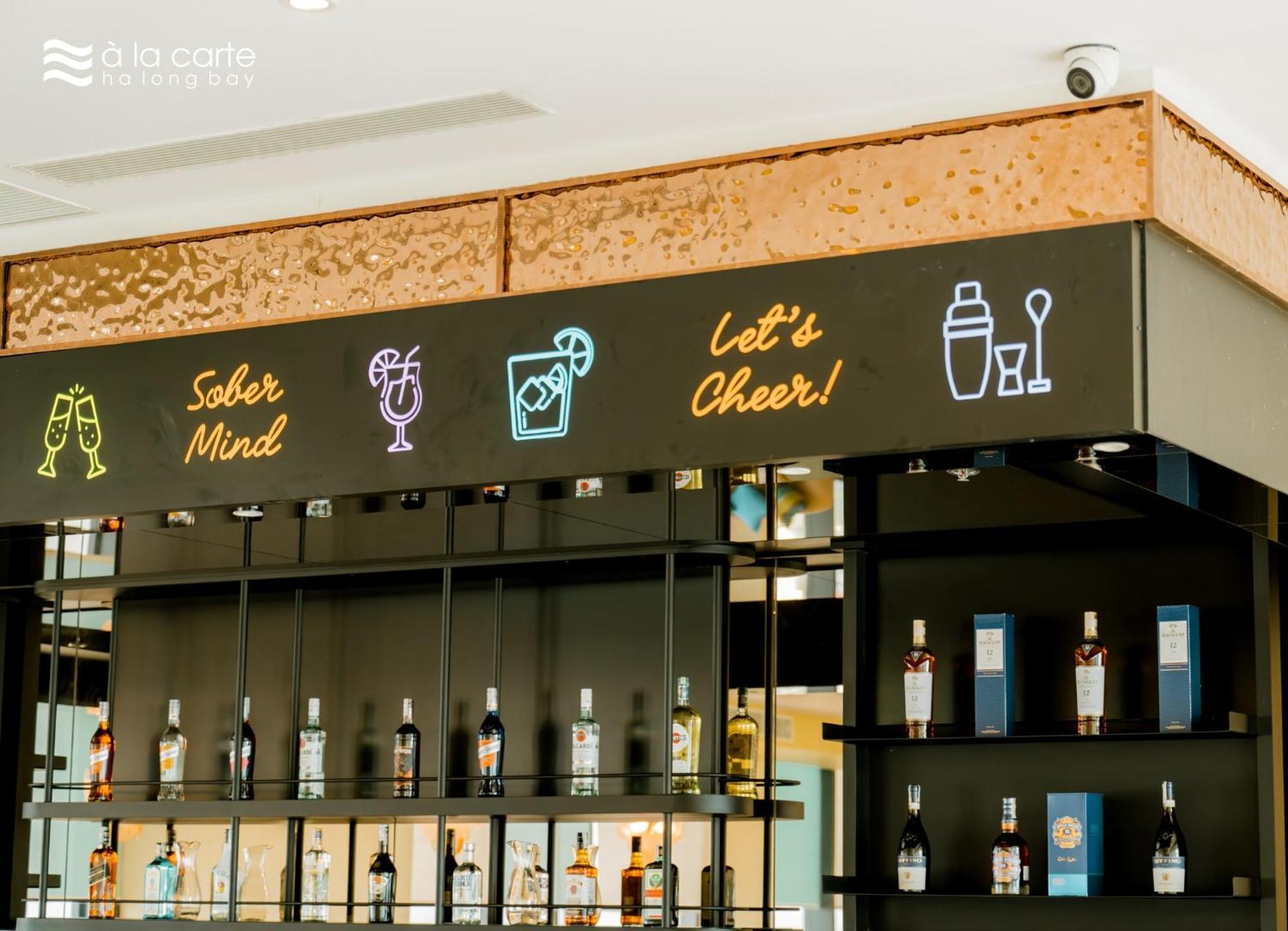 A La Carte Ha Long Apartment By The Beach 외부 사진