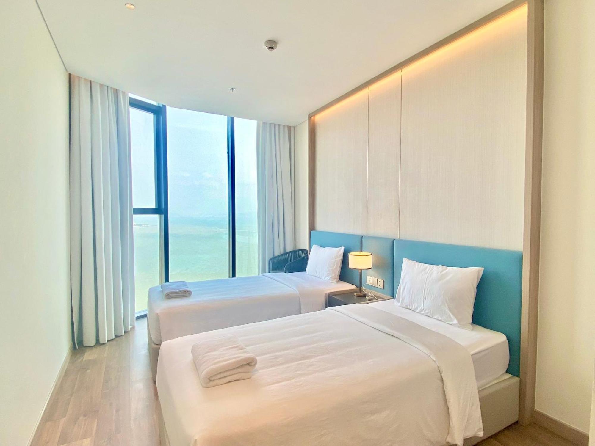 A La Carte Ha Long Apartment By The Beach 외부 사진