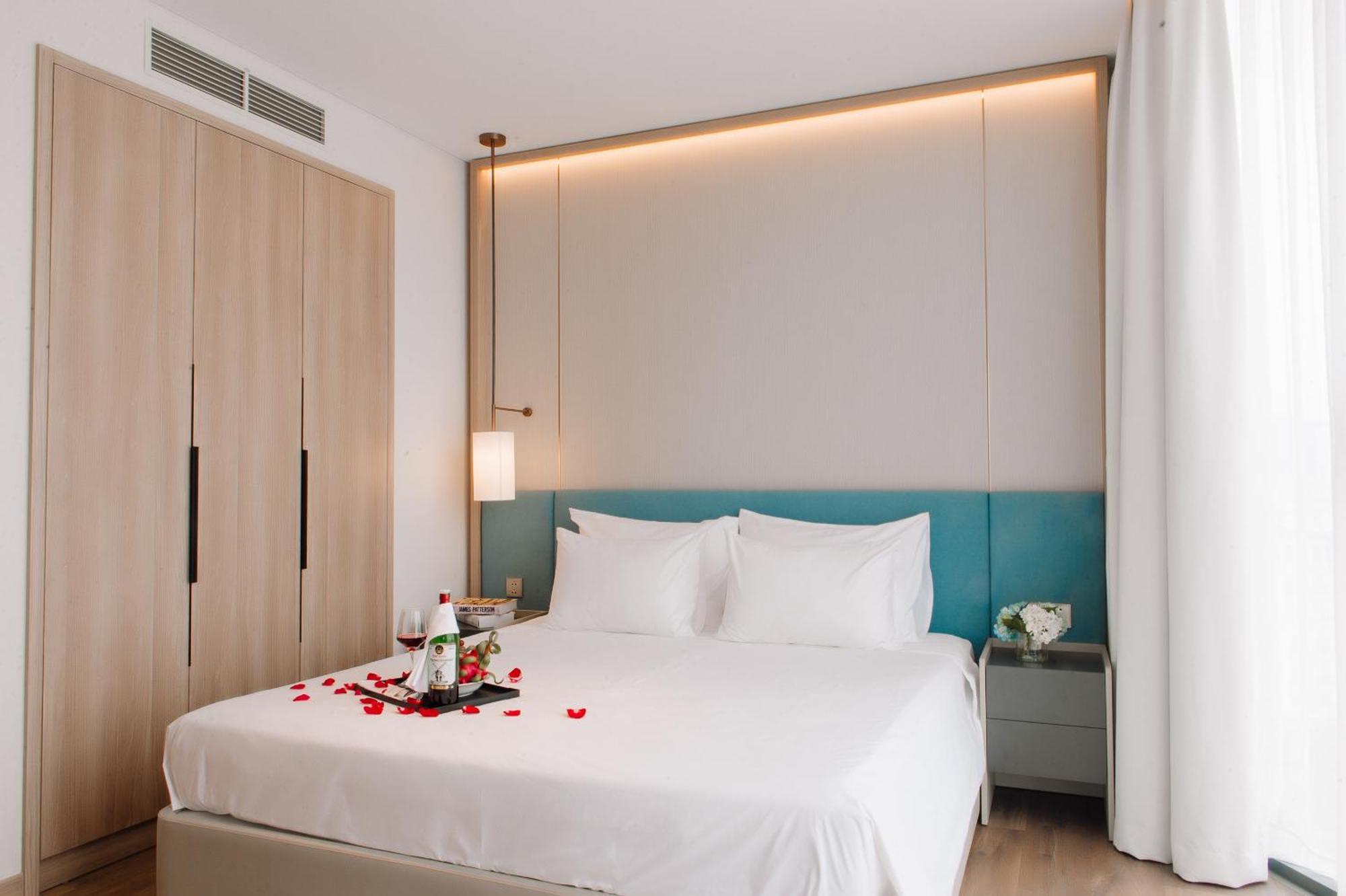 A La Carte Ha Long Apartment By The Beach 외부 사진