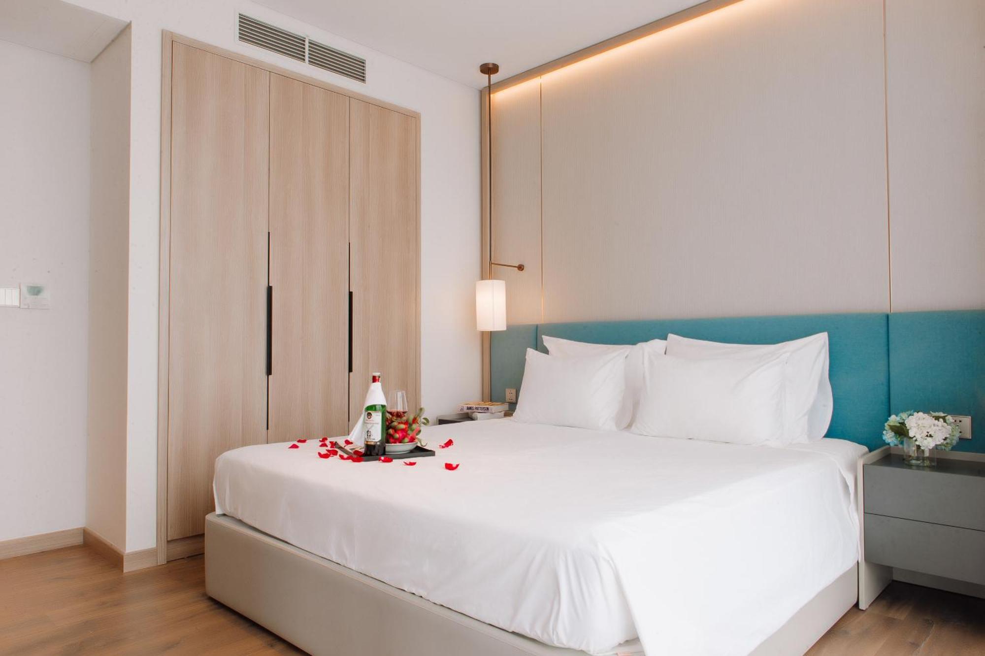 A La Carte Ha Long Apartment By The Beach 외부 사진