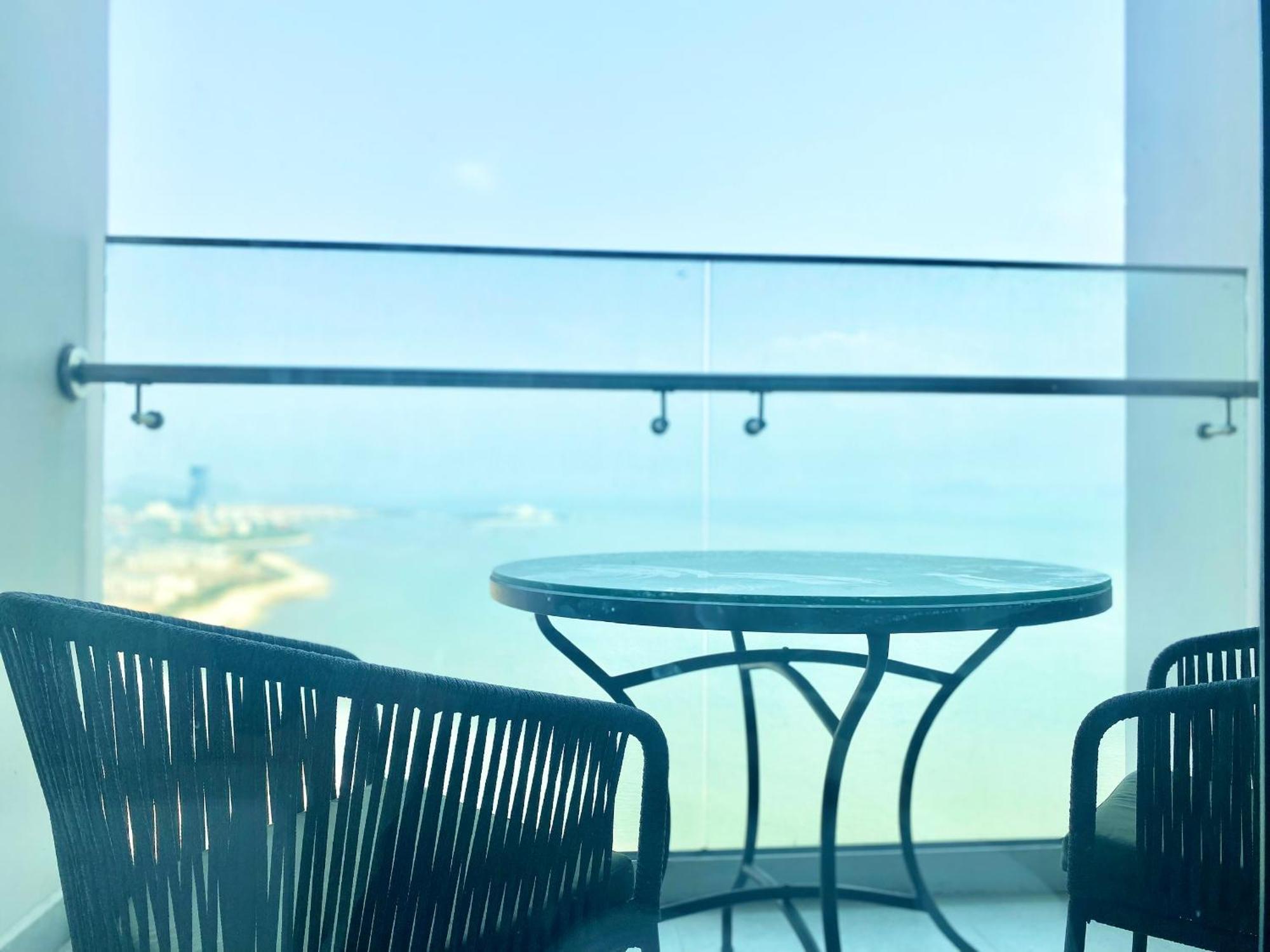 A La Carte Ha Long Apartment By The Beach 외부 사진