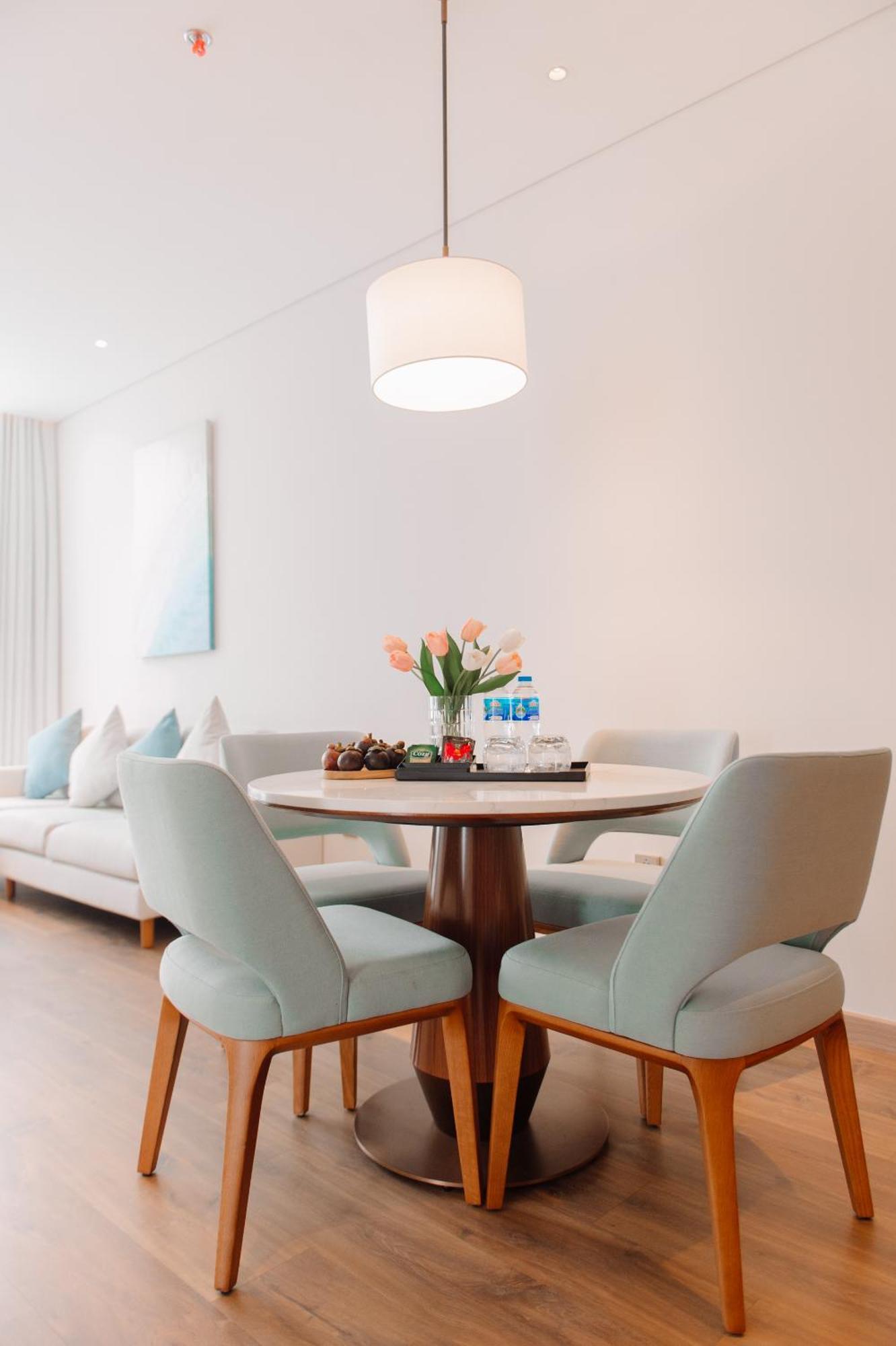 A La Carte Ha Long Apartment By The Beach 외부 사진