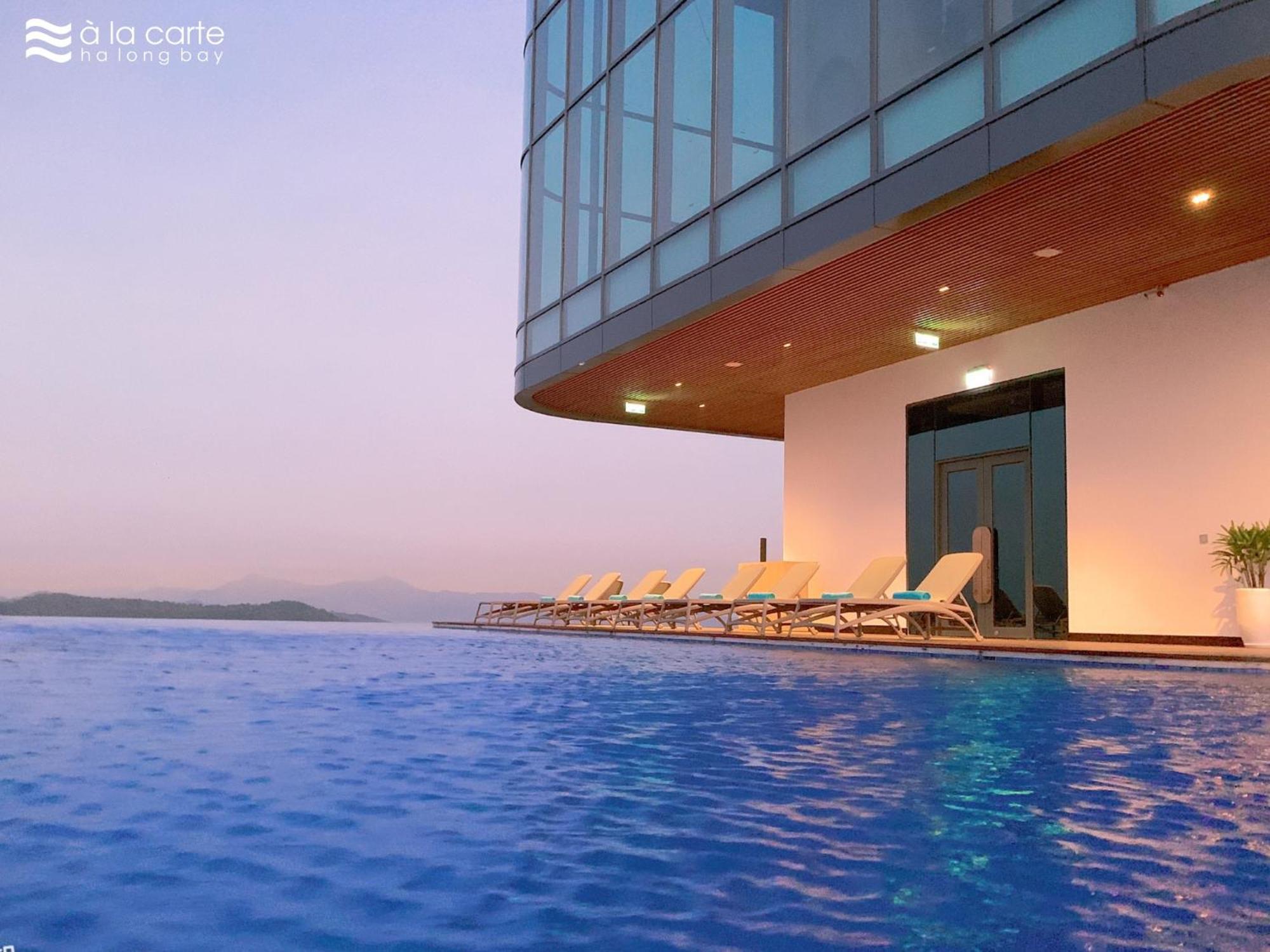 A La Carte Ha Long Apartment By The Beach 외부 사진