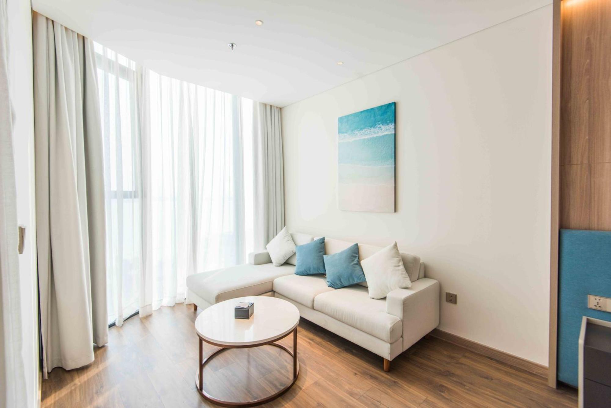 A La Carte Ha Long Apartment By The Beach 외부 사진